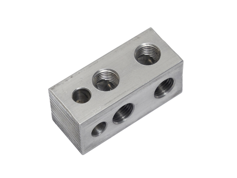 Коллекторный блок на 2 выхода 90° М10